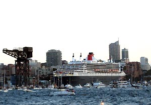 Queen Mary 2 in Sydney