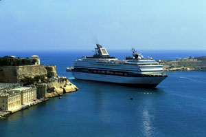 MS Century der Celebrity Cruises