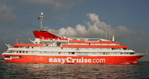 EasyCruise One noch vor der Jungfernfahrt unter neuer Flagge