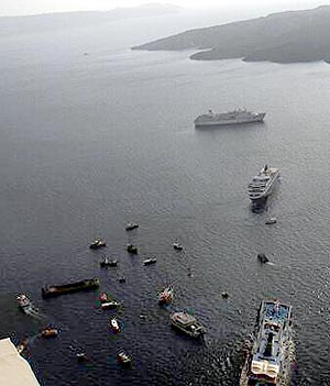 Rettungsaktion Sea Diamond vor Santorini